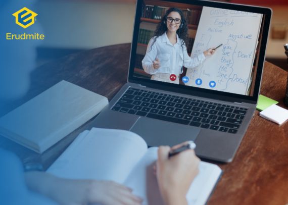 How UK Universities Are Innovating with Hybrid and Online Learning