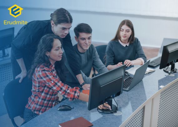 What Are the Top IT Courses in the UK for International Students in 2025?