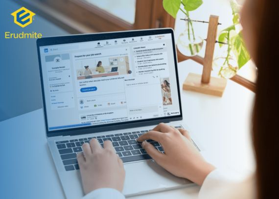 How to Turn Social Media into a Career Asset